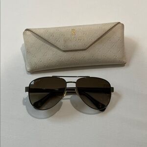 Gucci Gold and Black kids Aviator Sunglasses
